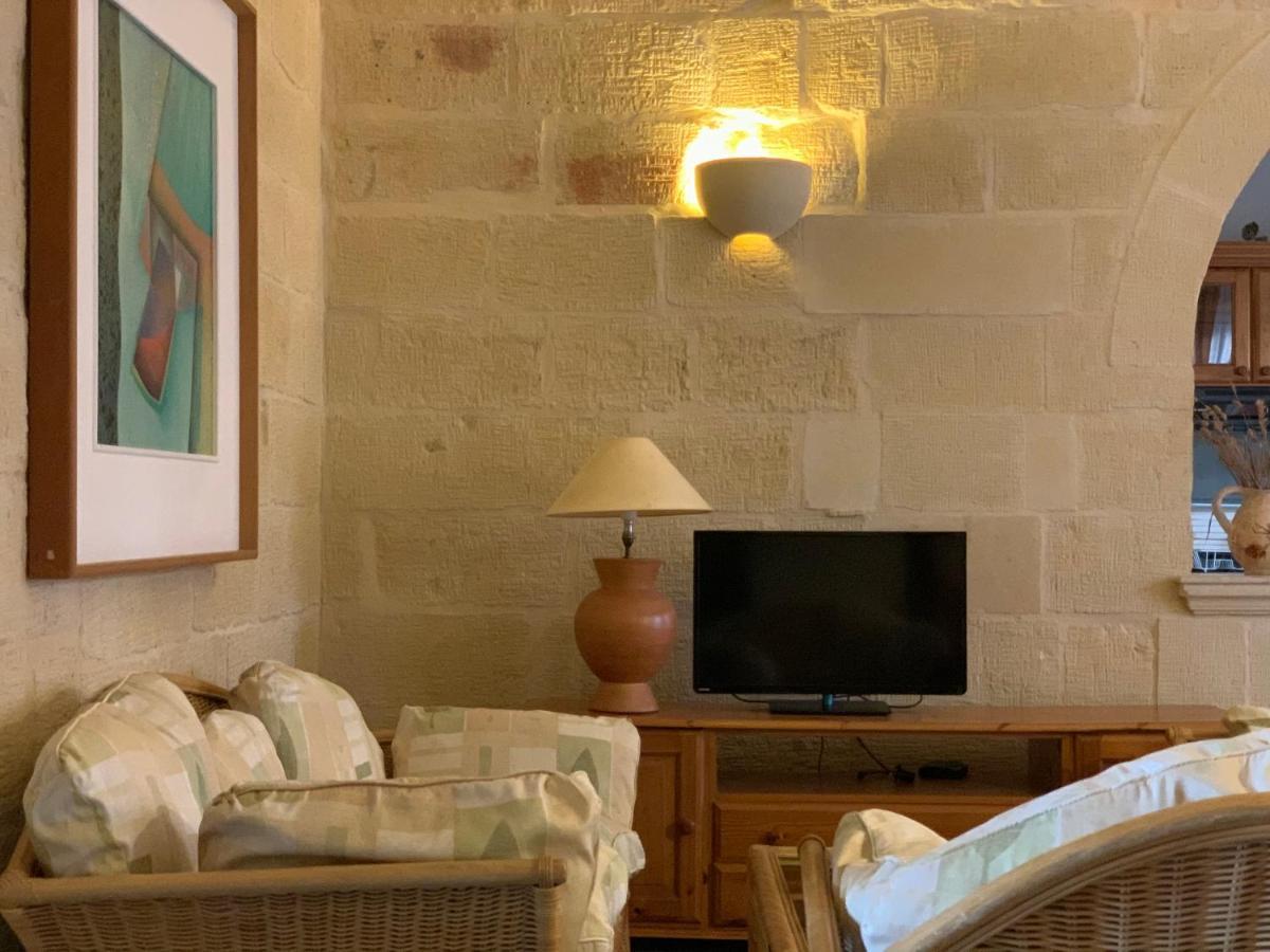 Tal-Mirakli Apartamento Għarb Exterior foto