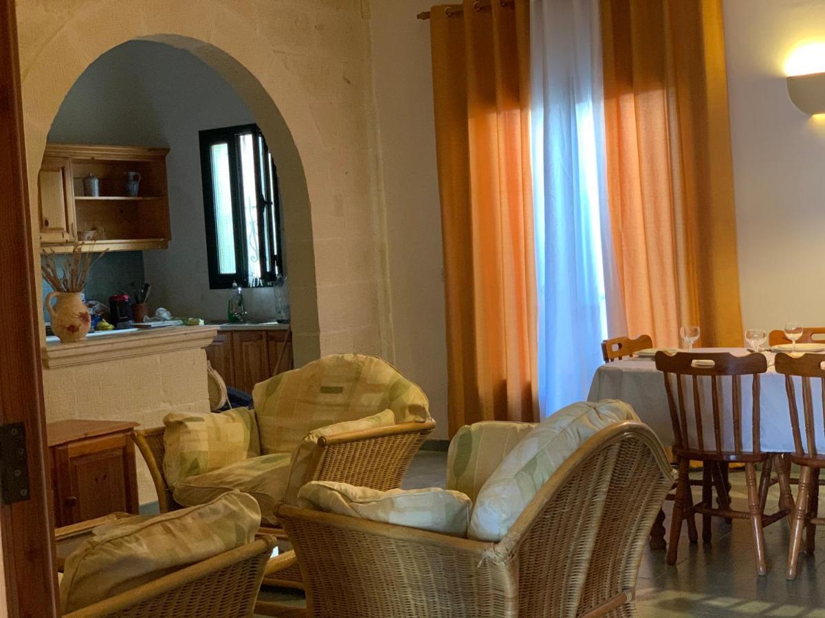 Tal-Mirakli Apartamento Għarb Exterior foto