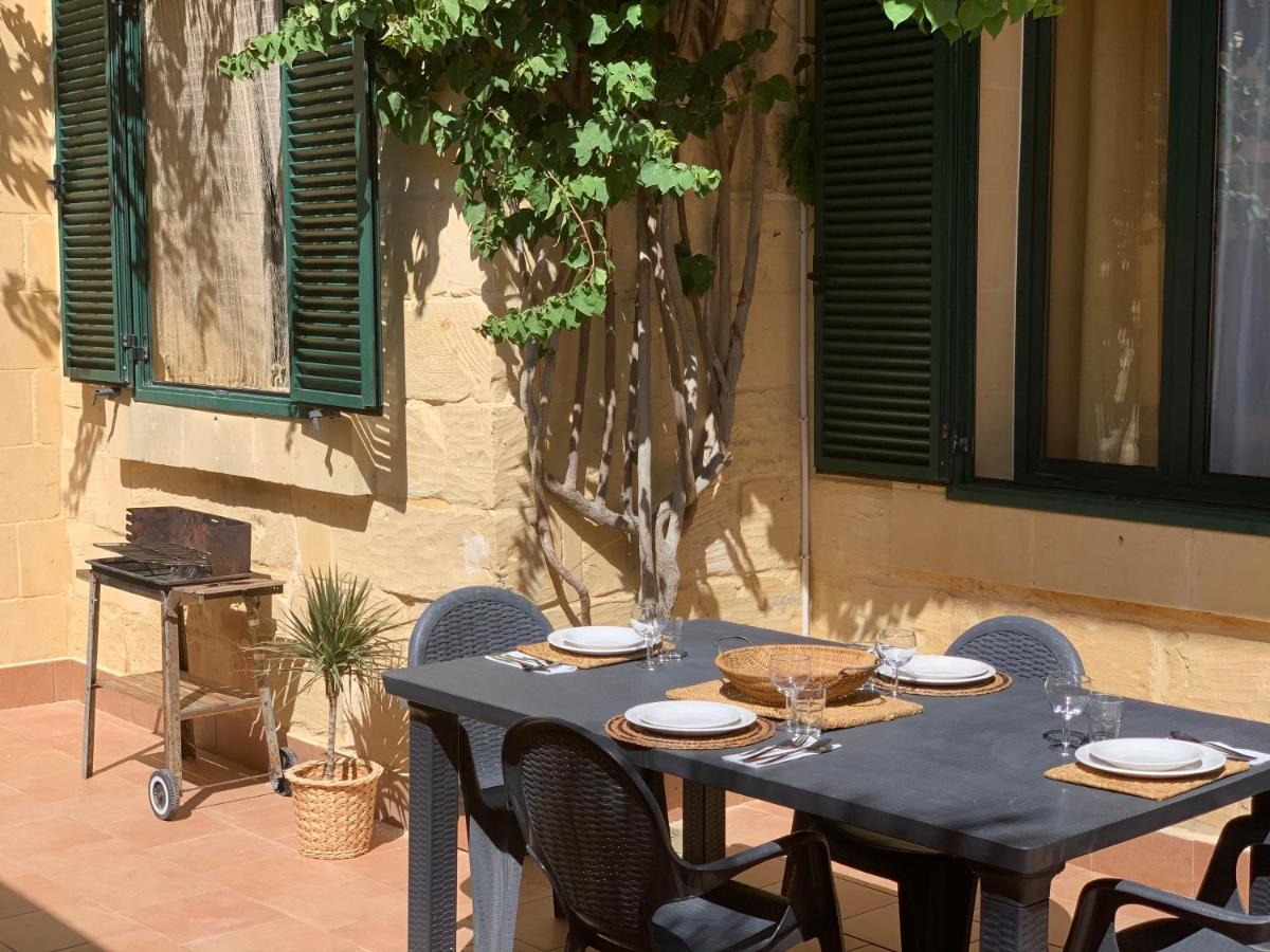 Tal-Mirakli Apartamento Għarb Exterior foto